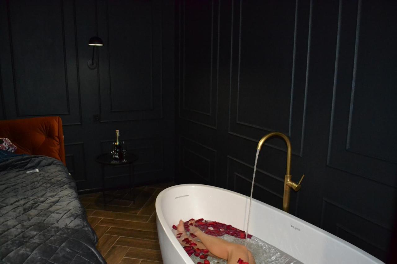 Central Gate Apartment Chernivtsi Εξωτερικό φωτογραφία